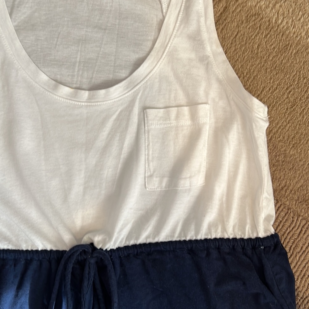 EUC Forever 21 Summer White and Navy Blue Belted Dress size SP - Picture 4 of 10